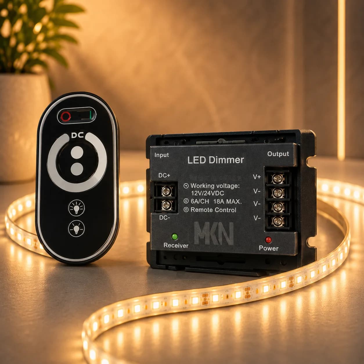 وحدة تحكم بسطوع إضاءة LED مع ريموت لمس