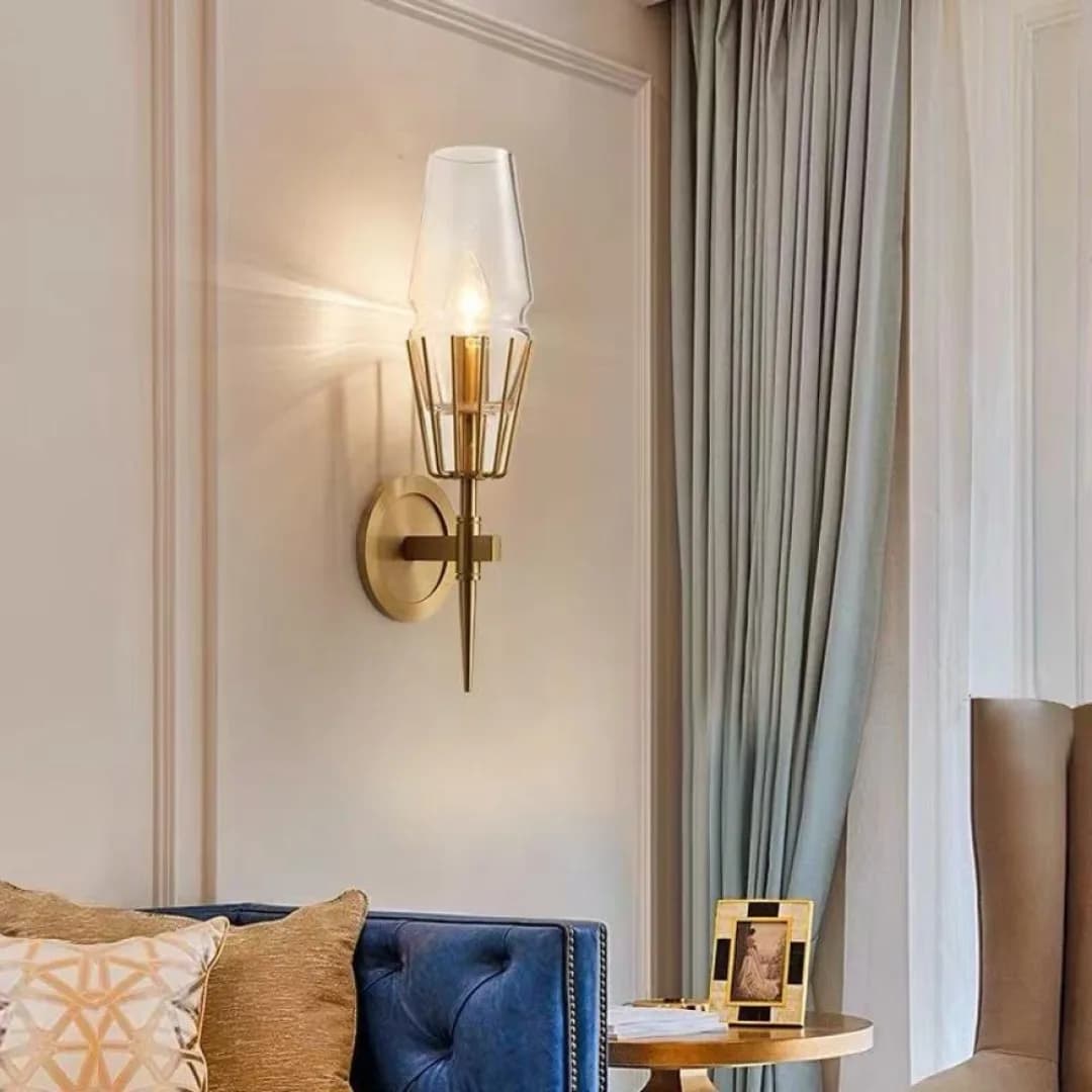 أبليك جداري داخلي مودرن ذهبي مع زجاج شفاف